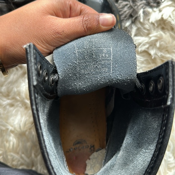 Dr. Martens Women's 1460 Patent Leather Boots Black - Picture 8 of 11